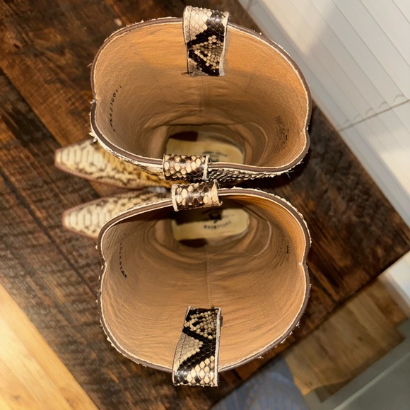 Idyllwind SLAY PYTHON TALL WESTERN BOOTS - SNIP TOE - Picture 5 of 7